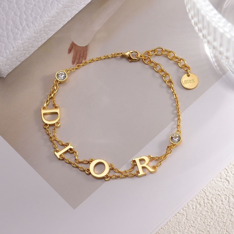 chr1st1an D10r bracelets